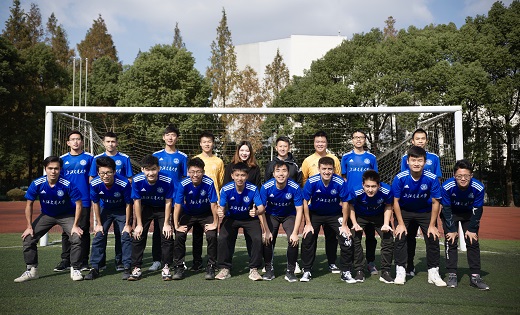 霍芬海姆vs奥格斯堡：曹法尔、奥利弗-鲍曼首发，法比安-里德、泽西格尔出战